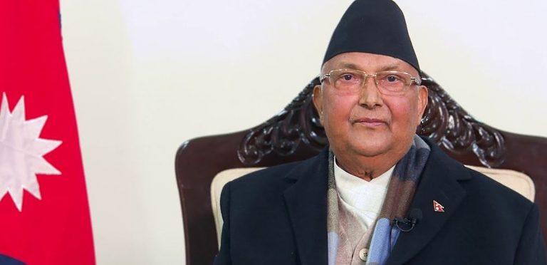 प्रधानमन्त्री ओली अस्वस्थ भएपछि अस्पतालमा भर्ना