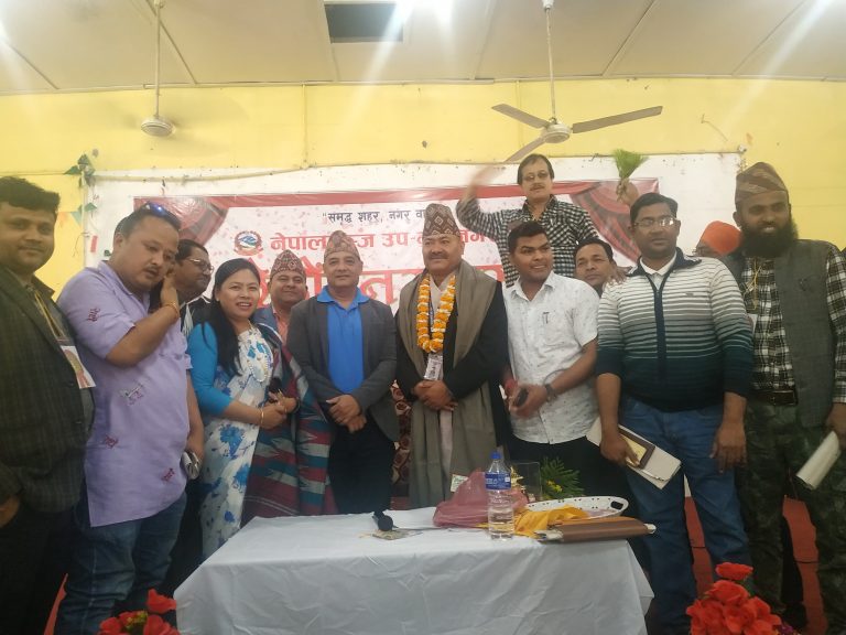 नेपालगञ्जका प्रमुख प्रशासकीय अधिकृत प्याकुरेलको विदाई
