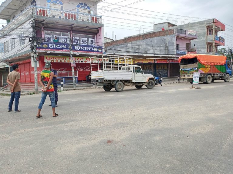 साँझा ४ बजेपछि नेपालगन्ज बजार सुनसान, लकडाउन सफल भएको महसुस