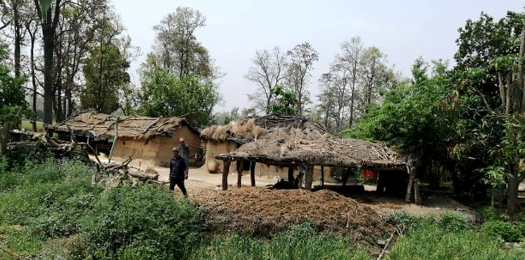 काेराेना कहरमा जनप्रतिनिधिकाे अर्घेलाे व्यवहार- ‘जहाँ भोट दिएका हौ, त्यतै राहत माग्न जाऊ’