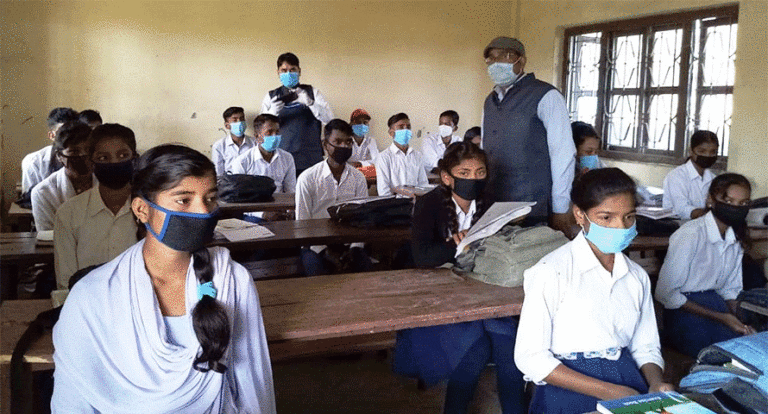 भौतिक रुपमै विद्यालय सञ्चालन गर्न दिने