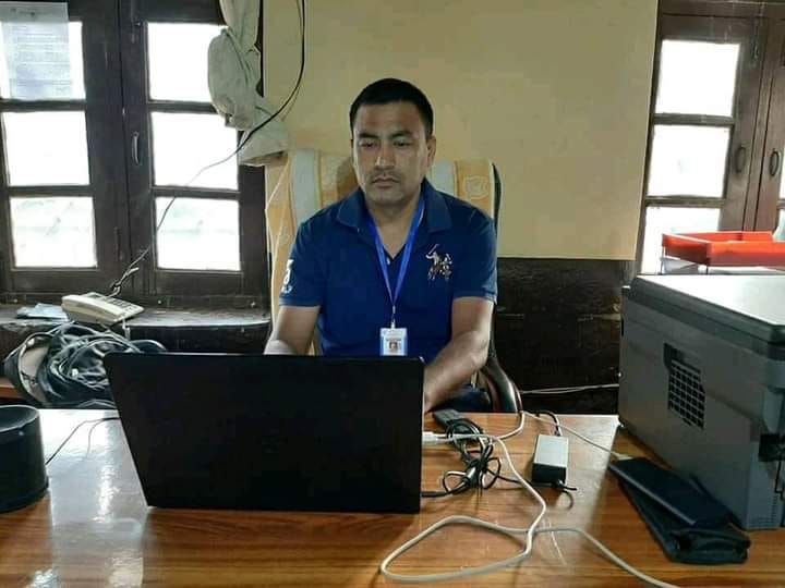 उत्कृष्ट कार्य गरेकोमा श्रेष्ठलाई कोभिड हिरो घोषित