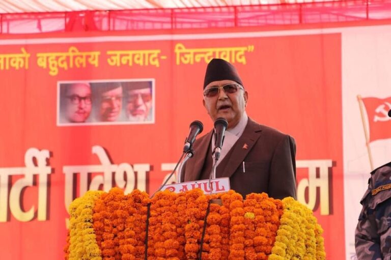 काँग्रेसको एमालेसंग एक्लै भिड्ने ताकत छैन : पुर्व प्रधानमन्त्री ओली