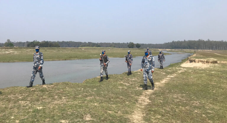 कोरोना संक्रमण बढेपछि सुरजपुर नाका बाहेक बर्दियाका सबै नाका बन्द