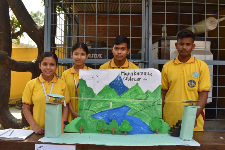 सगरमाथा स्कूलमा विज्ञान प्रर्दशनी