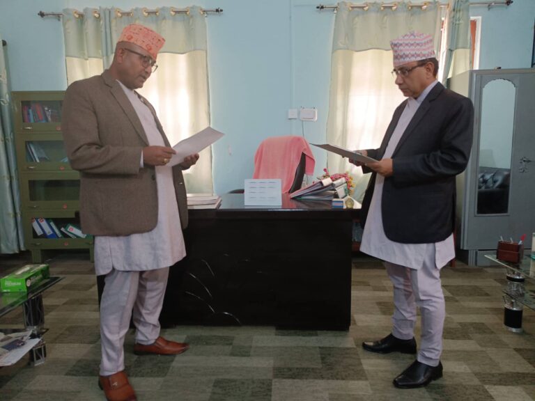 डुडुवाका अध्यक्ष नरेन्द्र चौधरीद्धारा सपथ ग्रहण