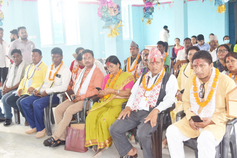 कोहलपुरका नवनिर्वाचित जनप्रतिनिधिहरुलाई सम्मान
