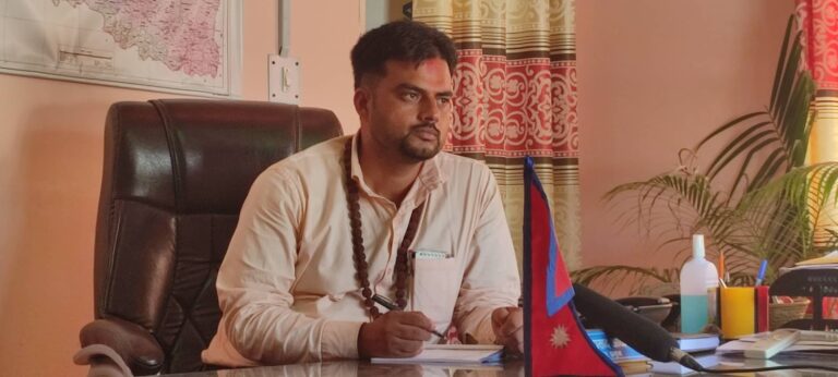 शिक्षा र डिजिटल कोहलपुर प्राथमिकतामा : नगरप्रमुख आचार्य