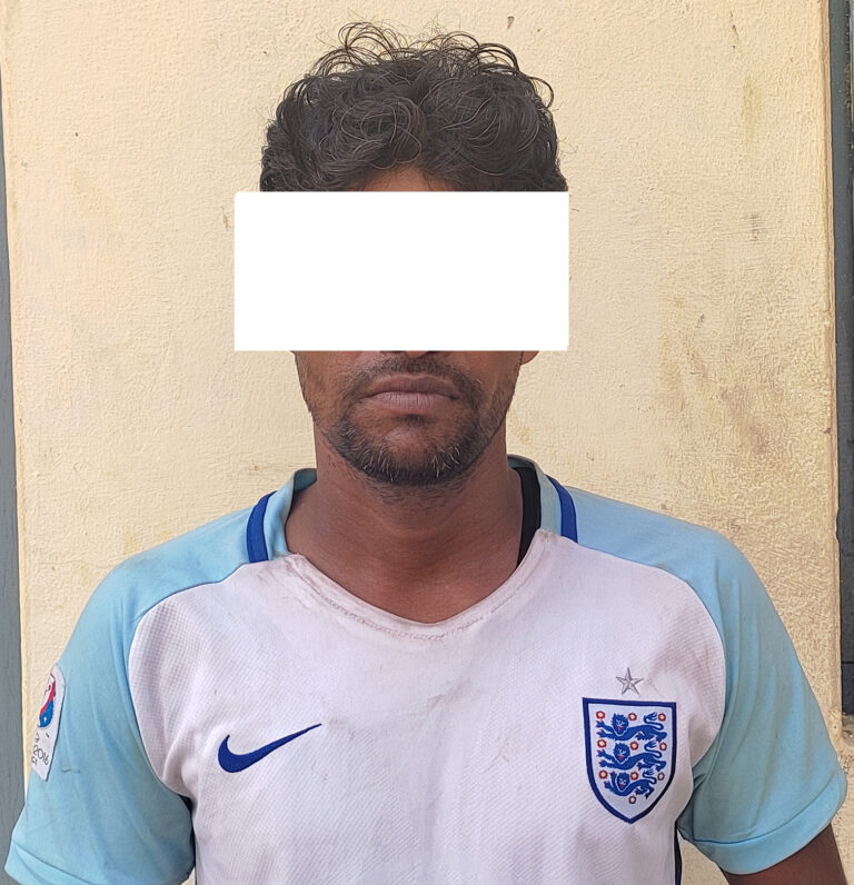 कर्तव्य ज्यान मुद्दाको फरार प्रतिवादी बढई पक्राउ