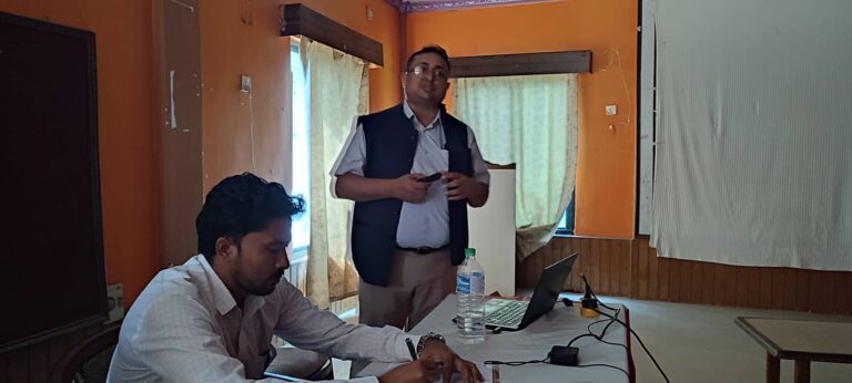 सिकलसेल एनिमिया दिवसमा स्वास्थ्यकर्मीलाई सिकलसेलबारे अभिमुखिकरण