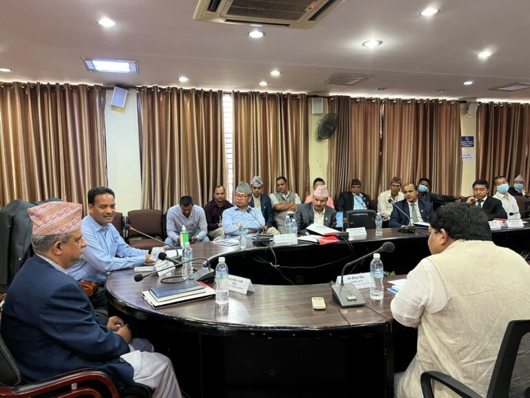 निष्कृय जनशक्तीलाई चलायमान गराउन मन्त्री अथकको निर्देशन