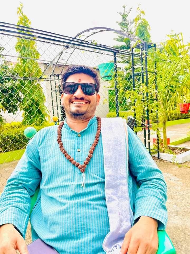 ३० बर्षपछि काँग्रेस सत्तामा, किन युवाहरूमा रुद्राक्ष मोह