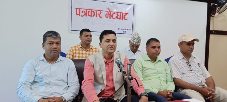संसदको आयु सकिएसँगै सभामुखको पद स्वतः समाप्त : नेता भट्टराई