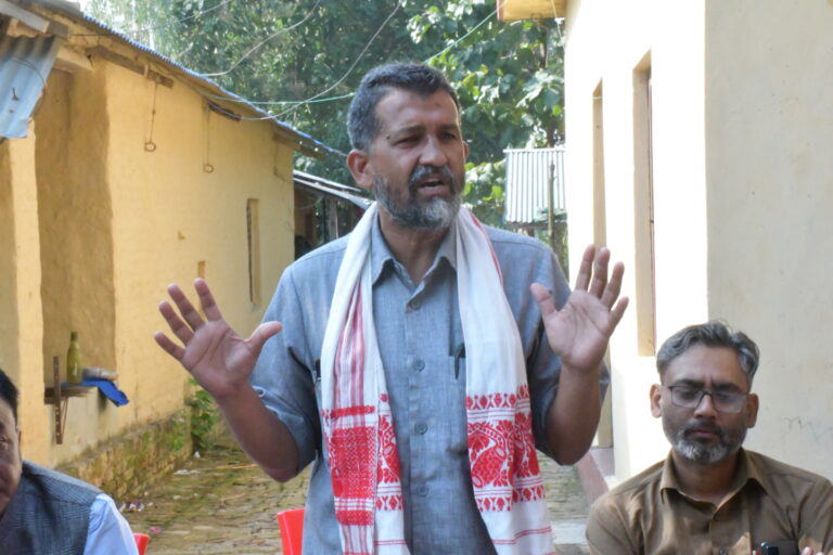 निष्कलंक भीम ओलीको सेवा गर्ने रहर