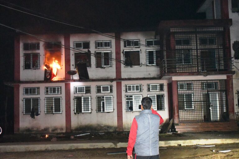 बालसुधार गृहमा तनाव, भवनमा आगजनी र तोडफोड, ८ दिनमा चार पटक झडप