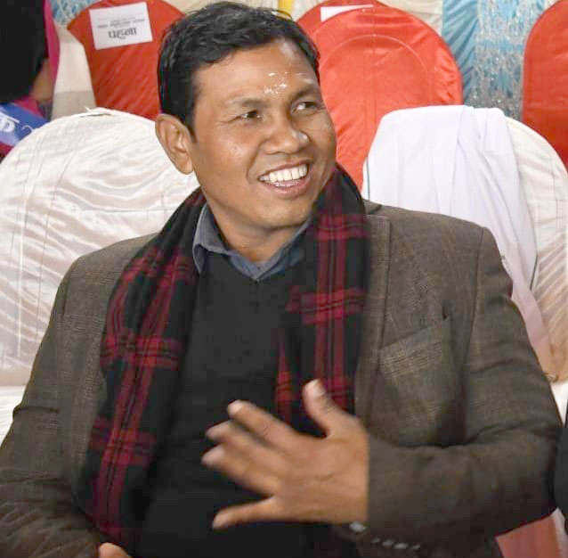 मंचमा जथाभावी बोल्दैमा मुलुक र समाज परिबर्तन हुन्छ ?