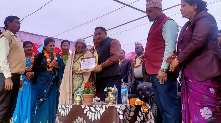 स्वास्थ्य र शिक्षालाई पूर्णरुपमा निःशुल्क गरिनु पर्छः पूर्व मन्त्री थापा