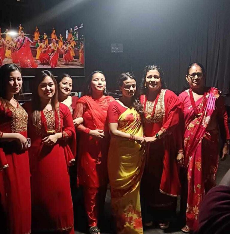 माल्दिभ्समा पनि मनाए नेपाली दिदीवहिनीहरुले तिजको दर खाने कार्यक्रम