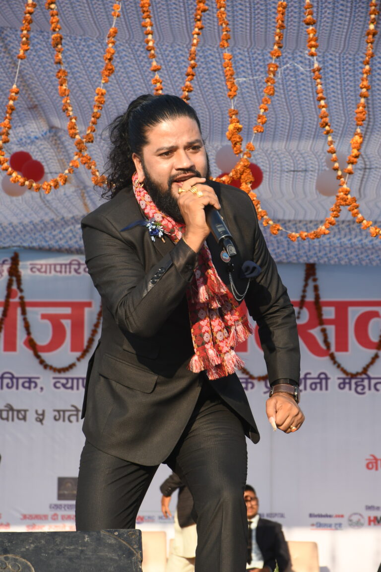 पुस्कल शर्माको चर्चित गीतमा झुमे नेपालगन्ज महोत्सबका दर्शक