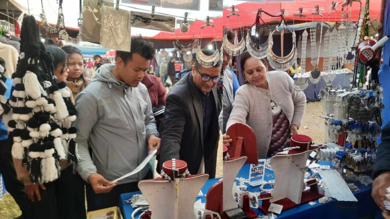 नगरप्रमुख र उपप्रमुखलाई आकर्षित गर्याे थारू गरगहनाले