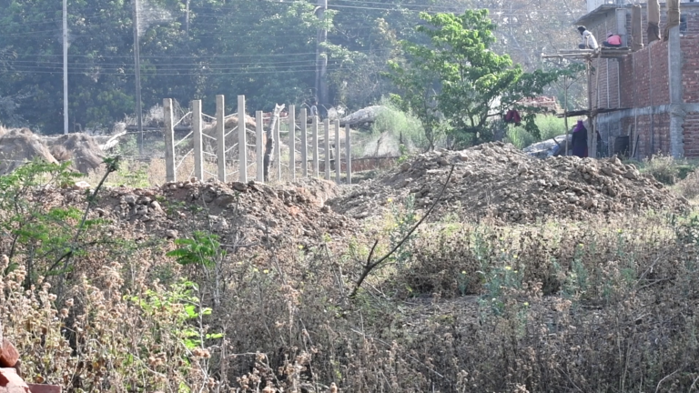 डुडुवाको सिधनिया गाउँमा रहेको सार्वजनिक जग्गा विवादित बन्दै