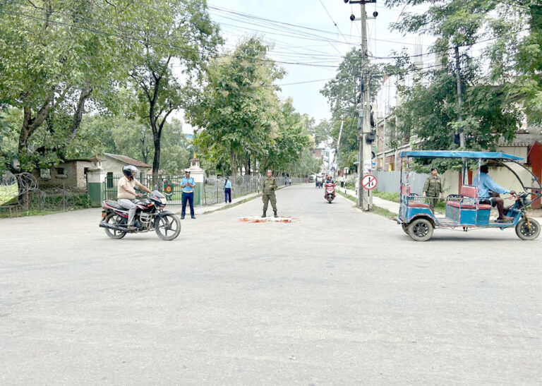 गणेशमान चोकदेखि चारबाहिनी चोकसम्मको सडक वान–वे