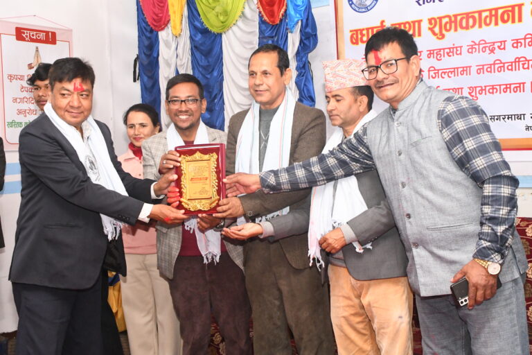 सगरमाथा गन्तव्य मिडियाले ग¥यो पत्रकार महासंघका नवनिर्बाचित पदाधिकारीहरूलाई सम्मान