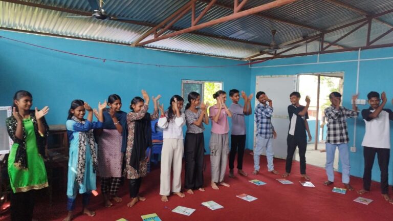 नेपालगन्ज २१ का वालवालिकाहरुलाई जिवन उपयोगी शिप