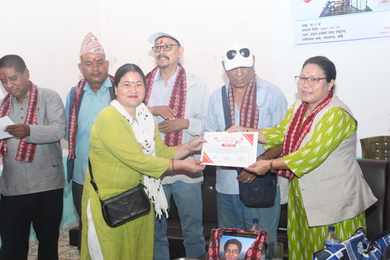 आदिवासी जनजाति महिलाहरुलाई ३० दिने झोला बनाउने तालिम