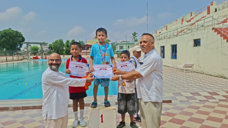 नेपालगन्जमा सम्पन्न भयो “प्रथम वडा कप अन्तर विद्यालय पौडी प्रतियोगिता–२०८२”