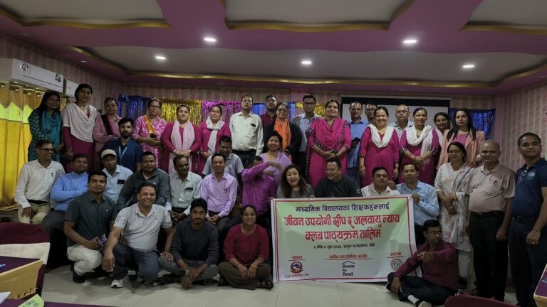 खजुराका सबै माबिमा जलवायु न्याय पाठ्यक्रम लागु हुदै कार्यान्वयन अन्तरगत प्रधानाध्यापक र सम्पर्क शिक्षकलाई तालिम